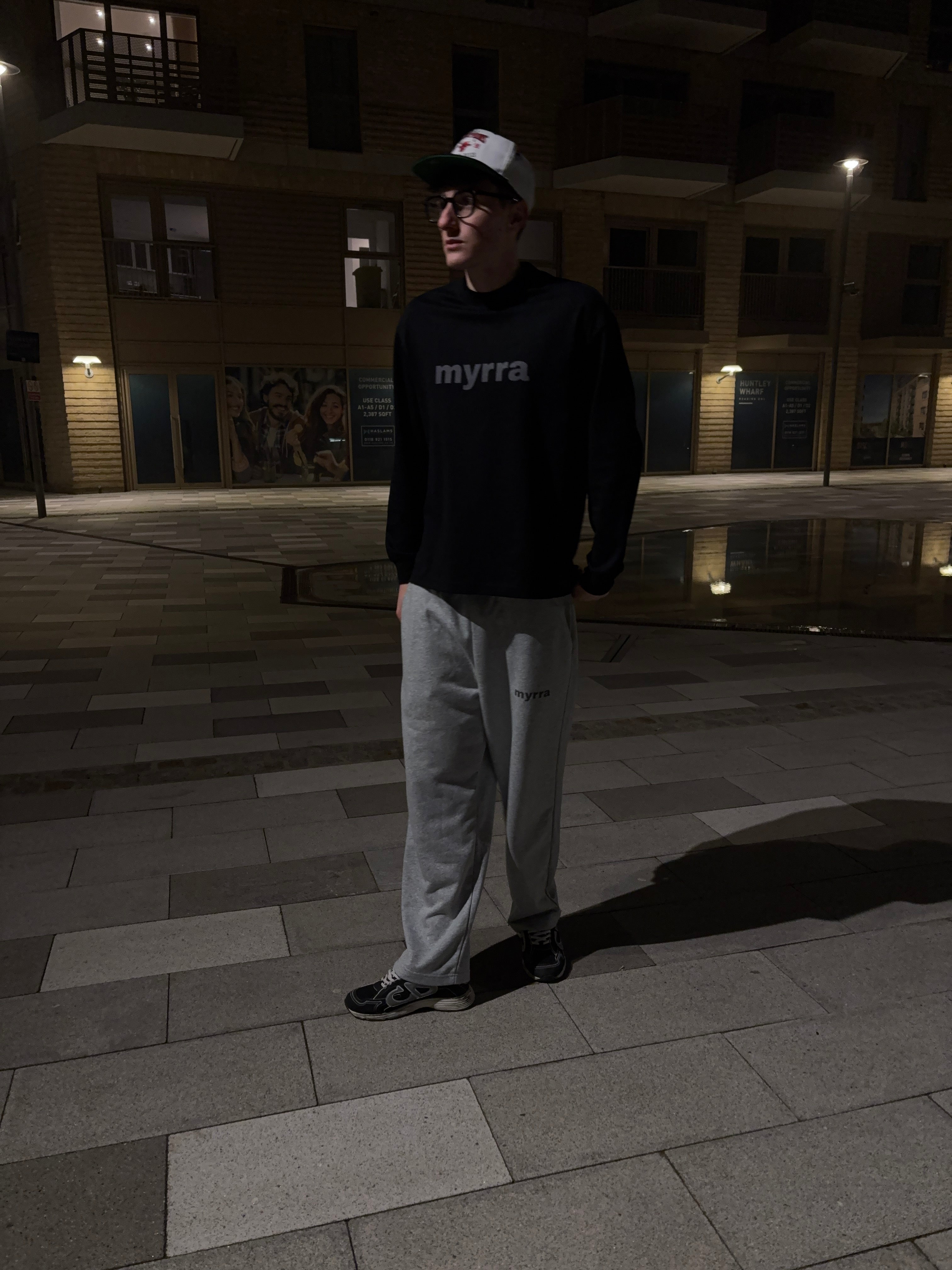 GREY JOGGERS